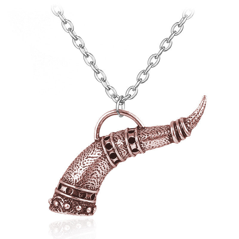 Collier en corne de taureau viking