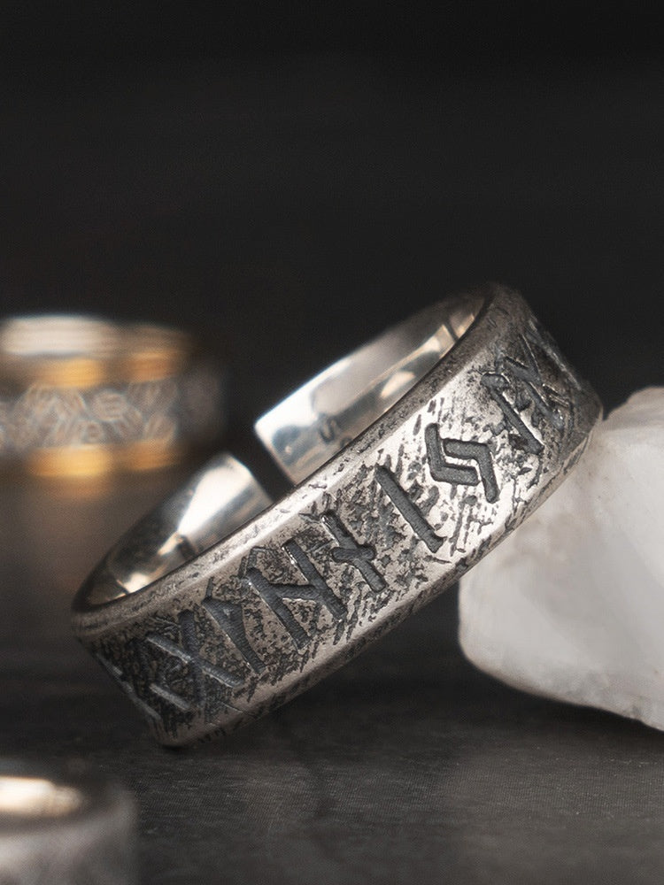 Bague Viking nordique avec lettres Luen