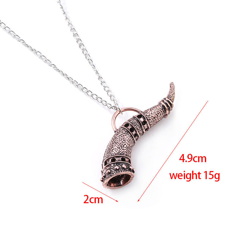 Collier en corne de taureau viking