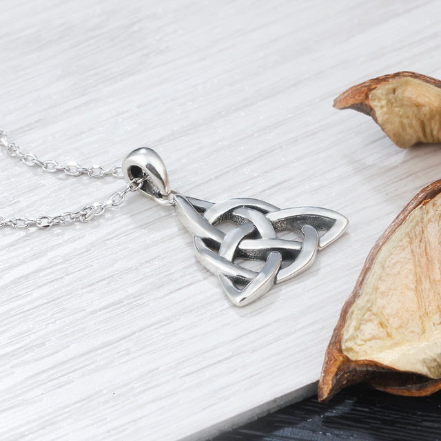 collier nordique viking de style rétro