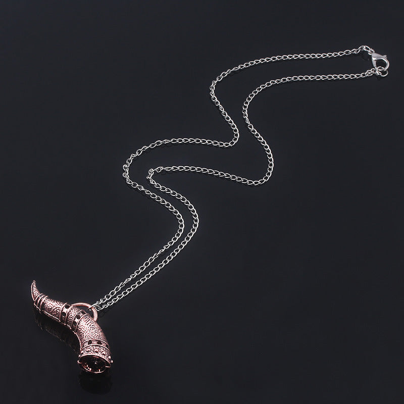 Collier en corne de taureau viking