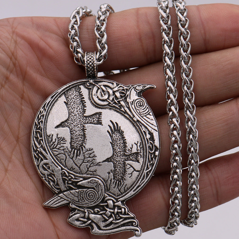 Collier pendentif en alliage corbeau celtique viking