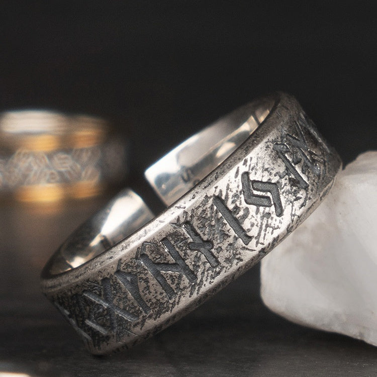 Bague Viking nordique avec lettres Luen