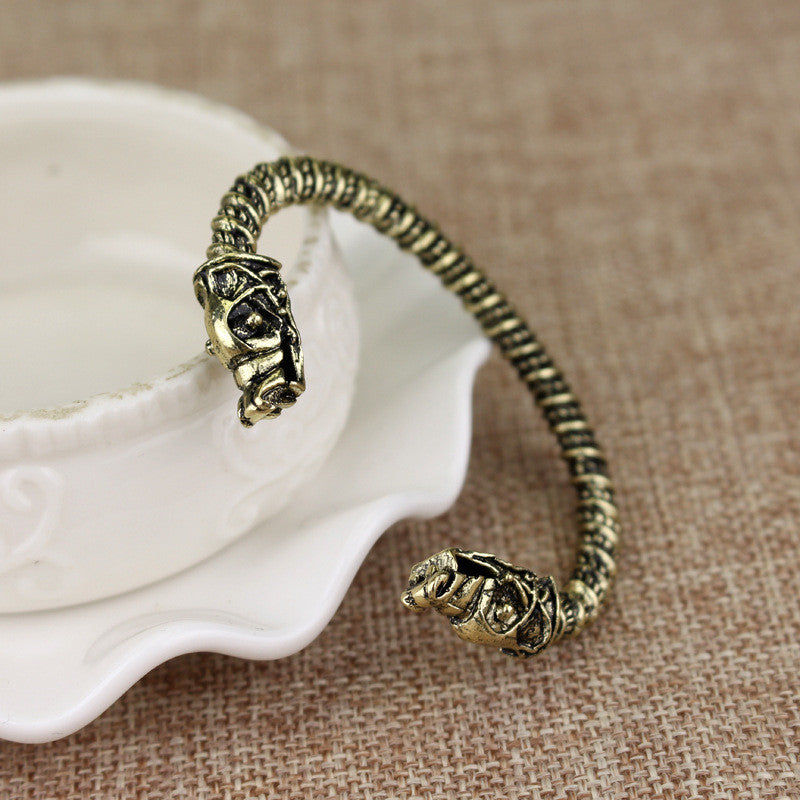 Bracelet tête de loup viking